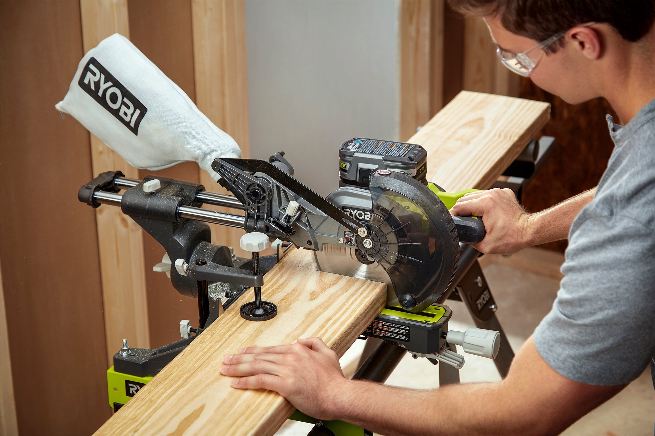 18V ONE+ 7-1/4" Sliding Compound Miter Saw Image 6