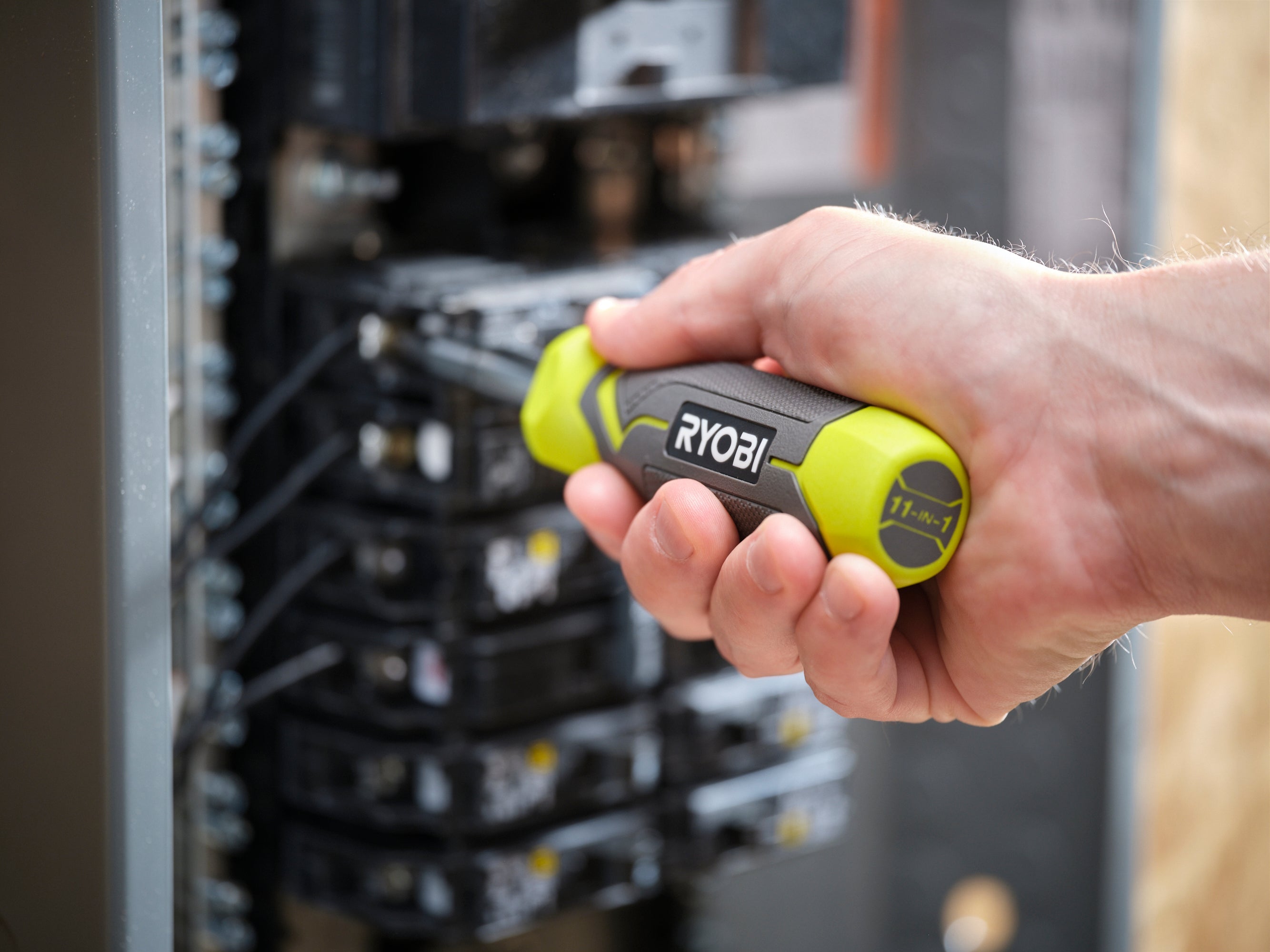 11-in-1 Multi-bit Screwdriver with Cushion Grip Handle Image 7