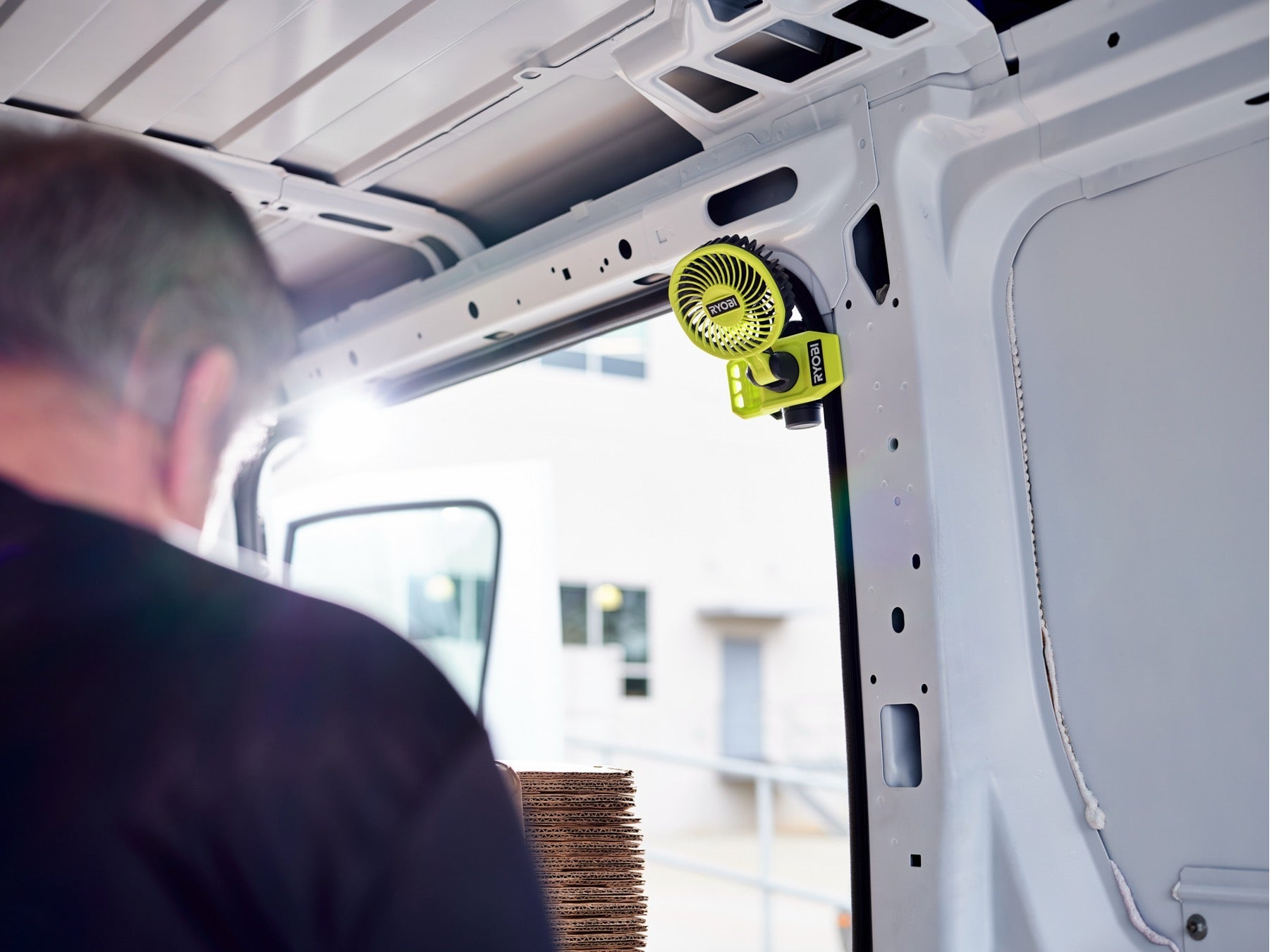 USB LITHIUM CLAMP FAN KIT Image 8