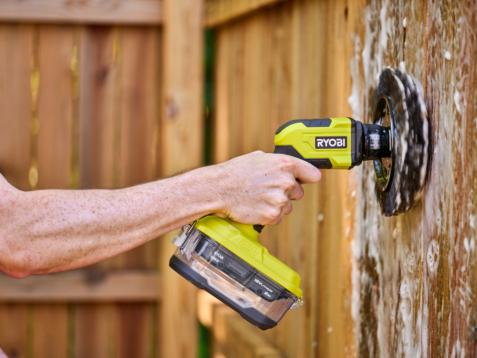 Fregadora eléctrica Vortex One+ de 18 V