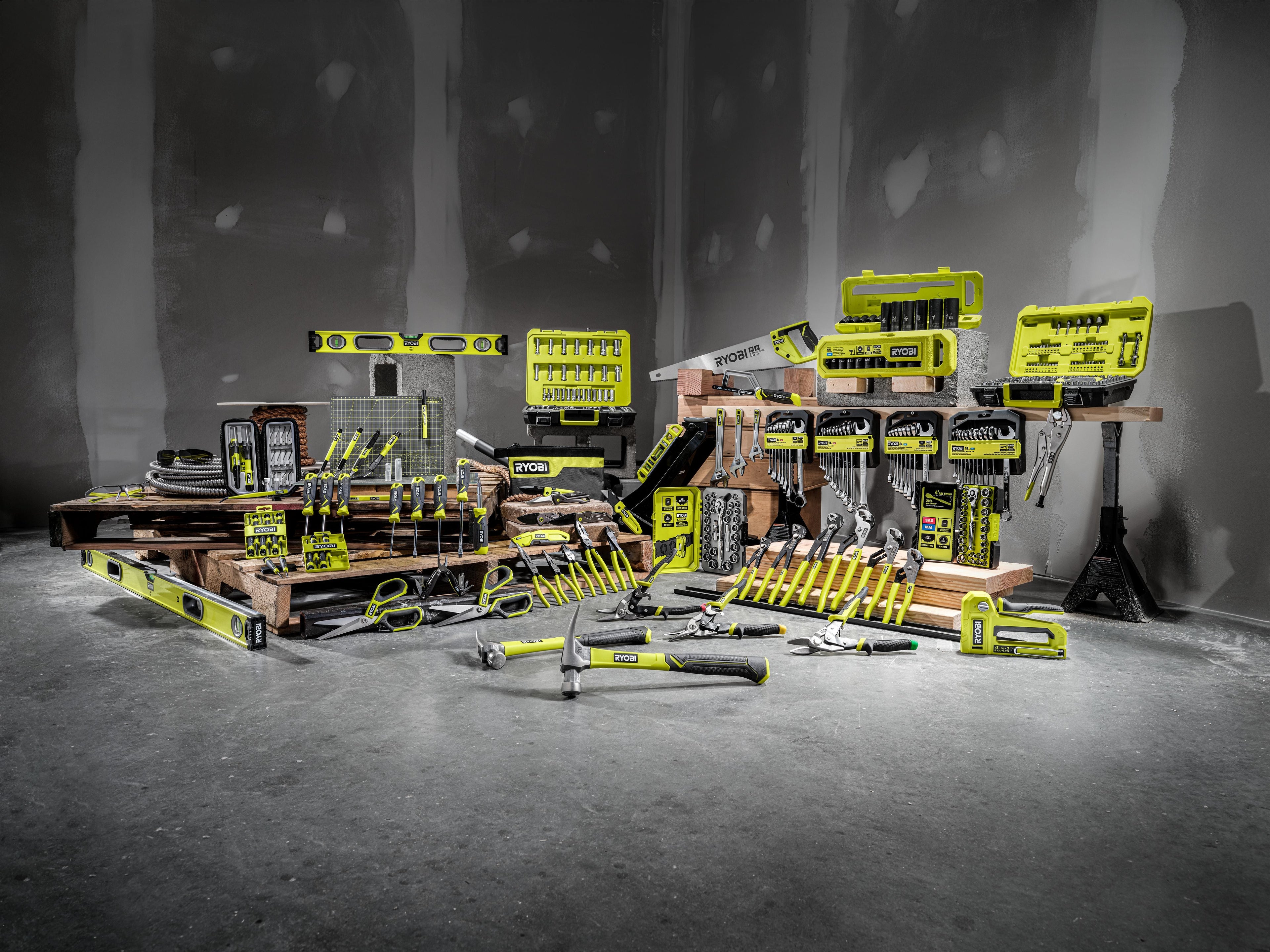 26 PC. 1/4" Drive Ratchet and Socket Set Image 4