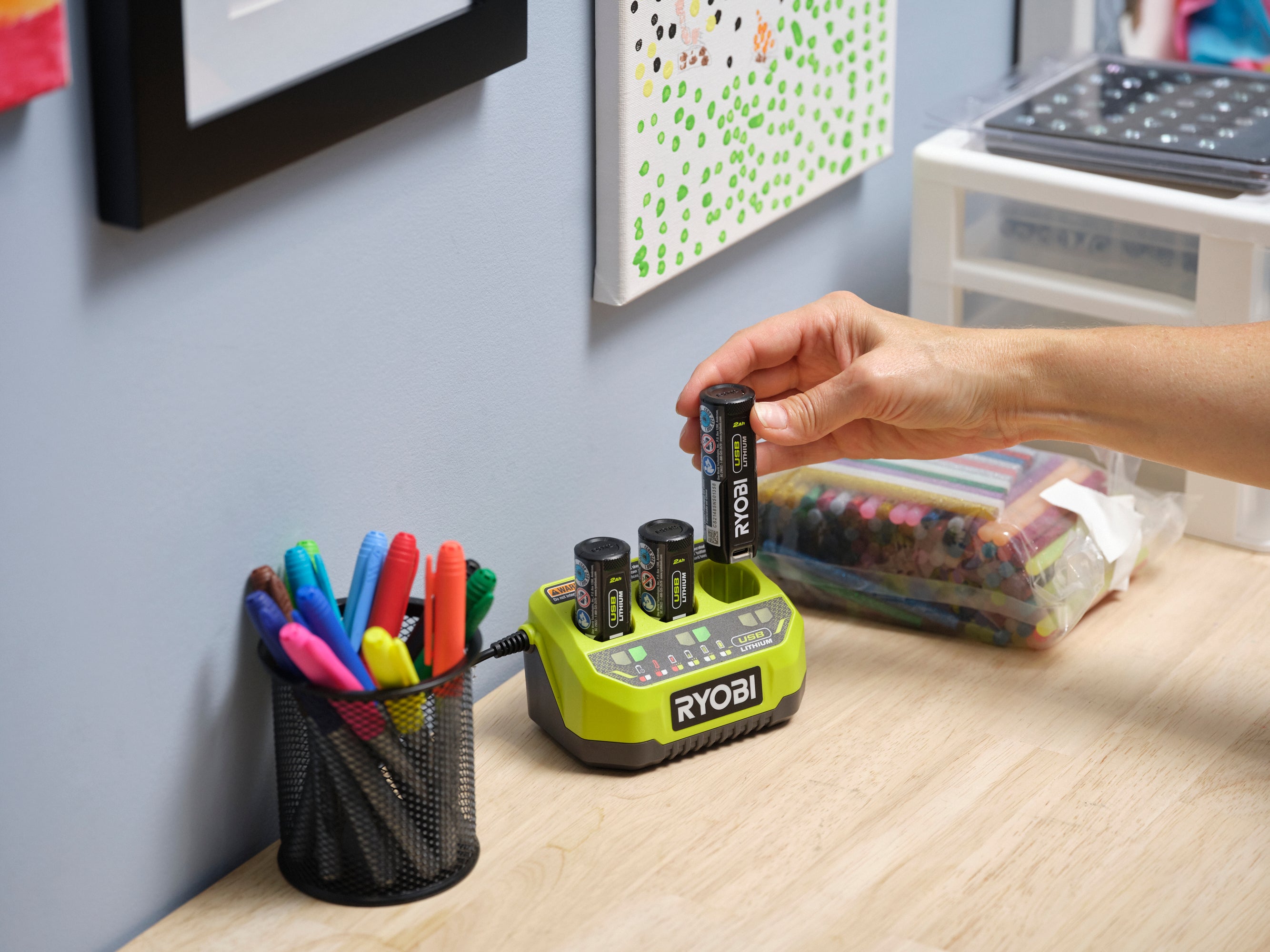 USB LITHIUM 3-PORT CHARGER Image 9